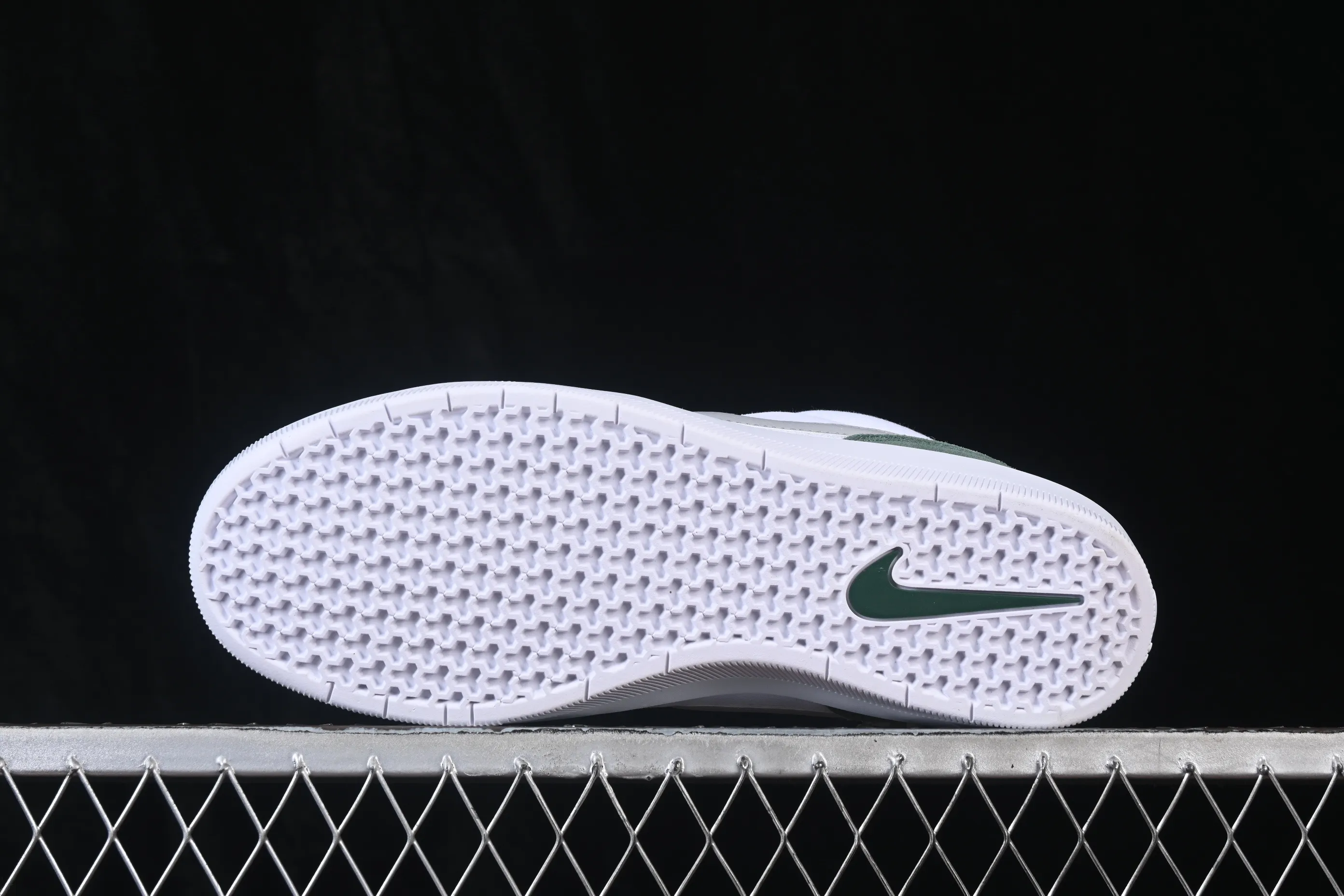 All categories Nk SB Dunk series Nk Force 58 simplified skateboard shoes J version Nike SB Force 58 Nike simplified retro skateboard shoes DV5477-105